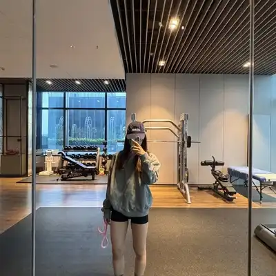 孟英